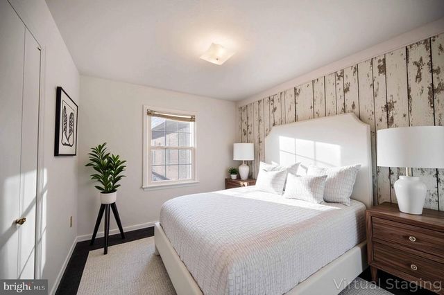 487 SKYLINE FOREST DR, Front Royal, VA 22630