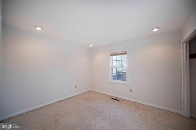 487 SKYLINE FOREST DR, Front Royal, VA 22630