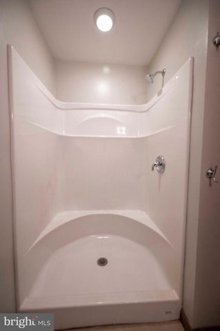 487 SKYLINE FOREST DR, Front Royal, VA 22630