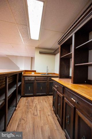 487 SKYLINE FOREST DR, Front Royal, VA 22630