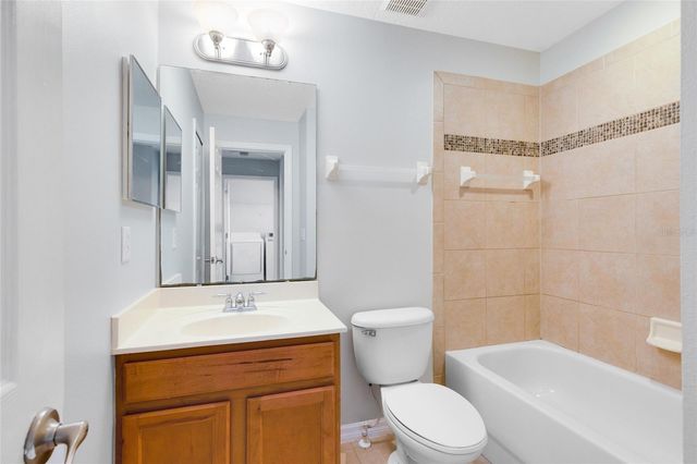 2064 CYPRESS BAY BOULEVARD, Kissimmee, FL 34743