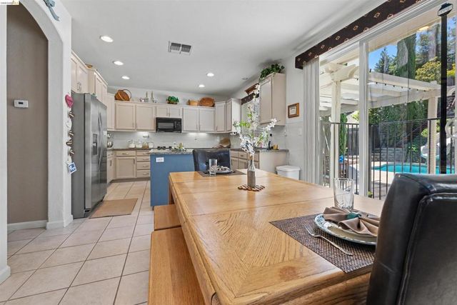 2434 Pearlite Way, Antioch, CA 94531