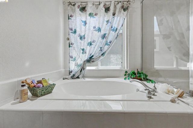 2434 Pearlite Way, Antioch, CA 94531
