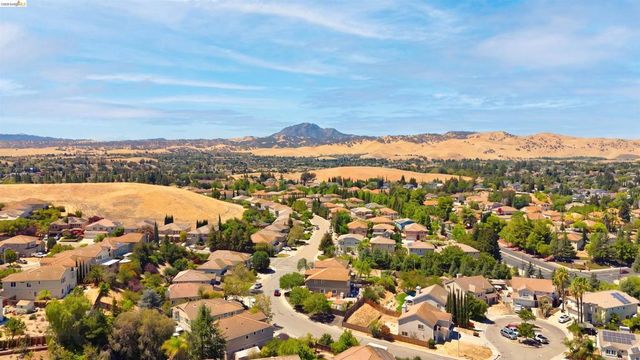 2434 Pearlite Way, Antioch, CA 94531