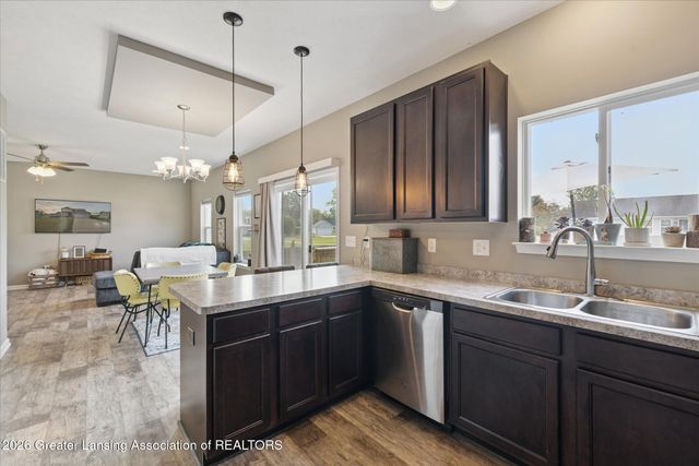 785 N West Street, Laingsburg, MI 48848