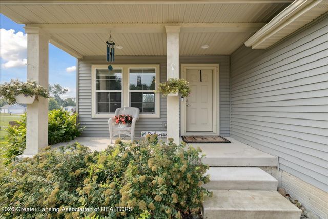 785 N West Street, Laingsburg, MI 48848