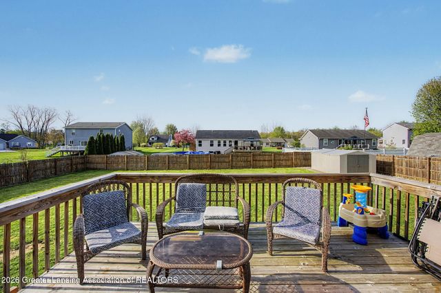 785 N West Street, Laingsburg, MI 48848