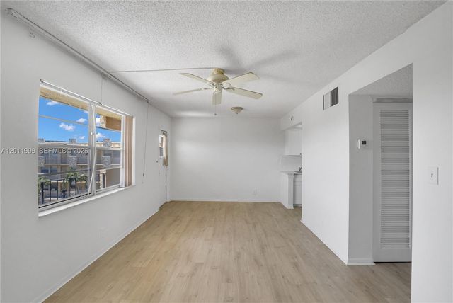 2145 Pierce Street 418, Hollywood, FL 33020