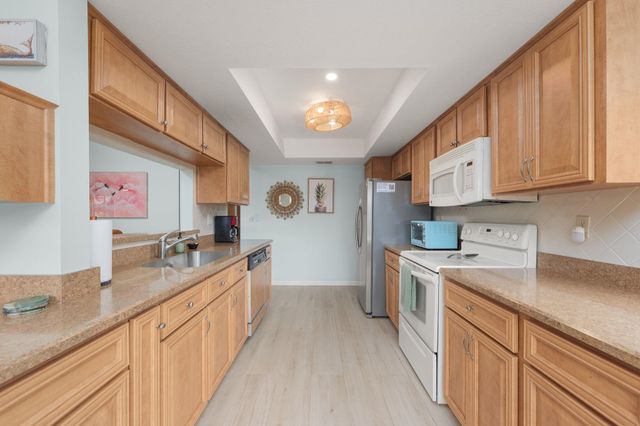 25 Cottagegate Court, Palm Coast, FL 32137