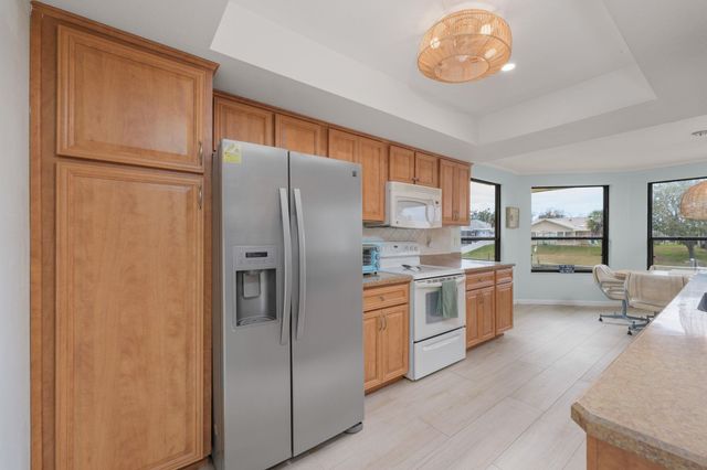 25 Cottagegate Court, Palm Coast, FL 32137