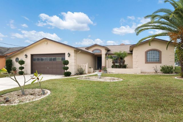 25 Cottagegate Court, Palm Coast, FL 32137