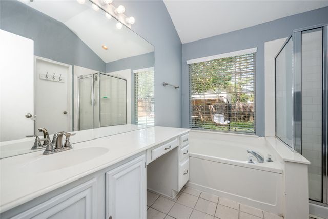 745 Winding Oak, Lake Dallas, TX 75065