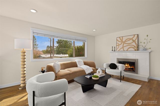 11110 3rd pl se, Everett, WA 98208