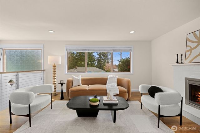 11110 3rd pl se, Everett, WA 98208