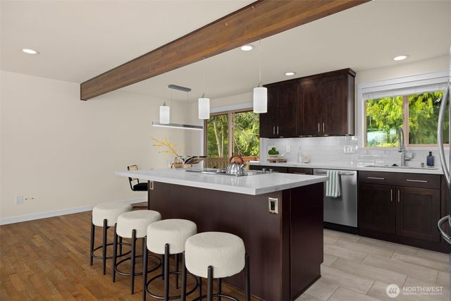 11110 3rd pl se, Everett, WA 98208