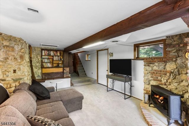 904 E End Rd, Stillwater Twp., NJ 07860