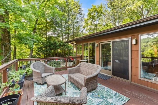 904 E End Rd, Stillwater Twp., NJ 07860