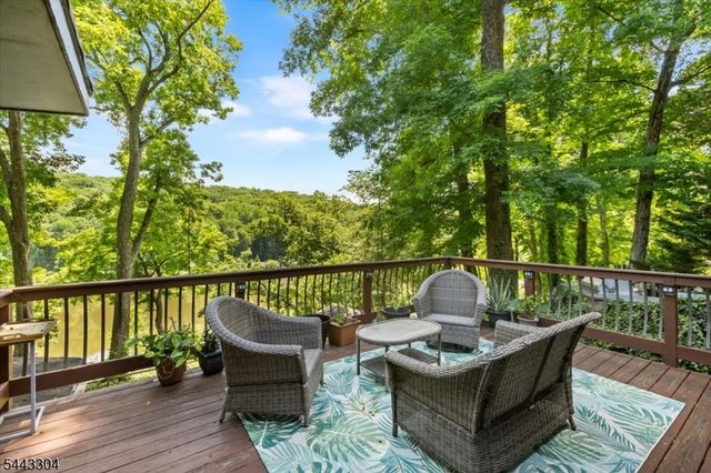 904 E End Rd, Stillwater Twp., NJ 07860