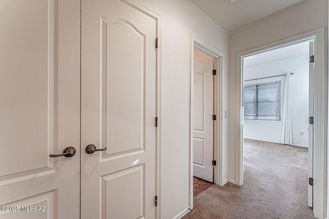 267 N Vía La Castellana, Green Valley, AZ 85614