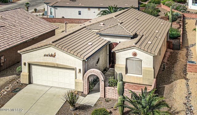 267 N Vía La Castellana, Green Valley, AZ 85614