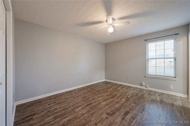 120 Hodge Street, Charlestown, IN 47111