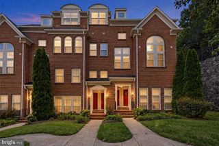 9585 WHEATS WAY, Manassas Park, VA 20111