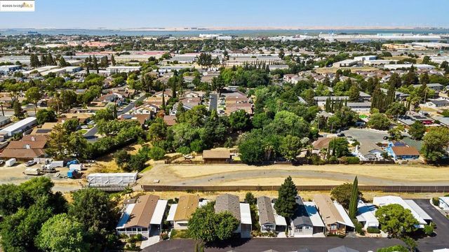 156 Tiki Ln, Pittsburg, CA 94565