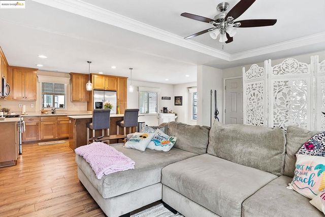 156 Tiki Ln, Pittsburg, CA 94565