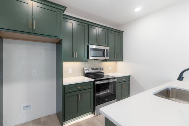 10 Holland Park West, Clarksville, TN 37043