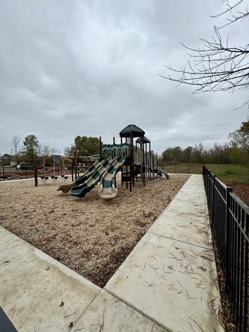 10 Holland Park West, Clarksville, TN 37043