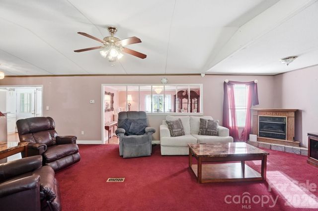 2909 Balkan Drive, York, SC 29745