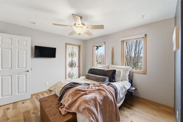 3213 SW Woods Court, Ankeny, IA 50023