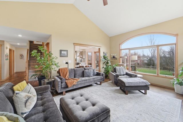 3213 SW Woods Court, Ankeny, IA 50023