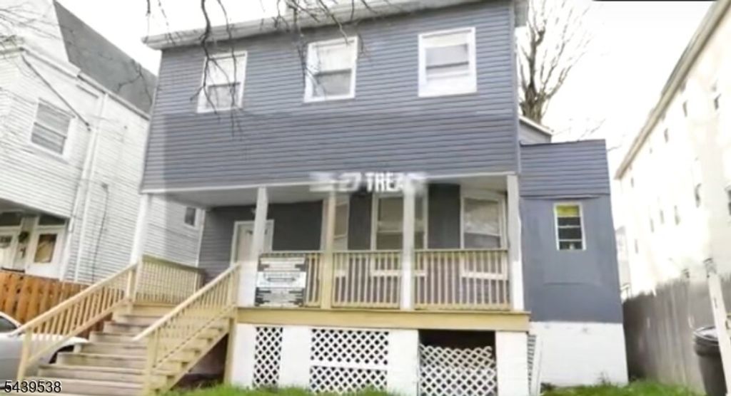 25 Treacy Ave 3, Newark City, NJ 07108
