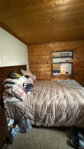 18 Oak tree Lane, Springville, IN 47462