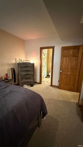 18 Oak tree Lane, Springville, IN 47462