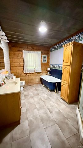 18 Oak tree Lane, Springville, IN 47462