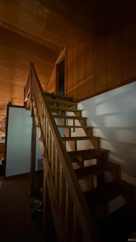 18 Oak tree Lane, Springville, IN 47462