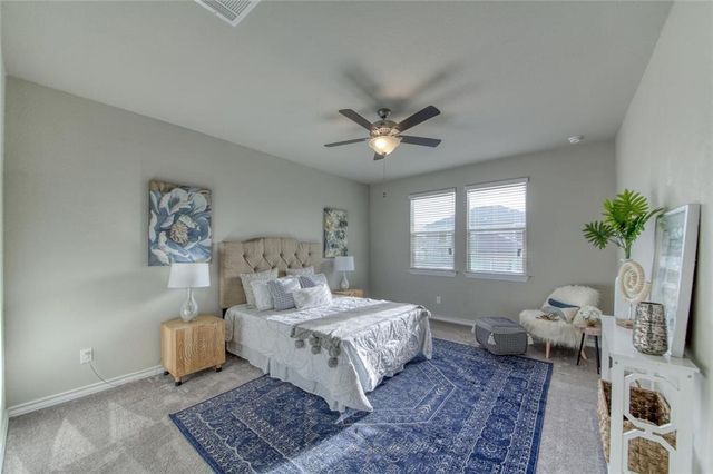 173 Flexus LN, Liberty Hill, TX 78642