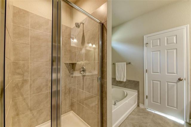 173 Flexus LN, Liberty Hill, TX 78642