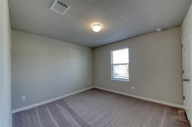 173 Flexus LN, Liberty Hill, TX 78642