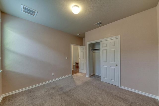 173 Flexus LN, Liberty Hill, TX 78642