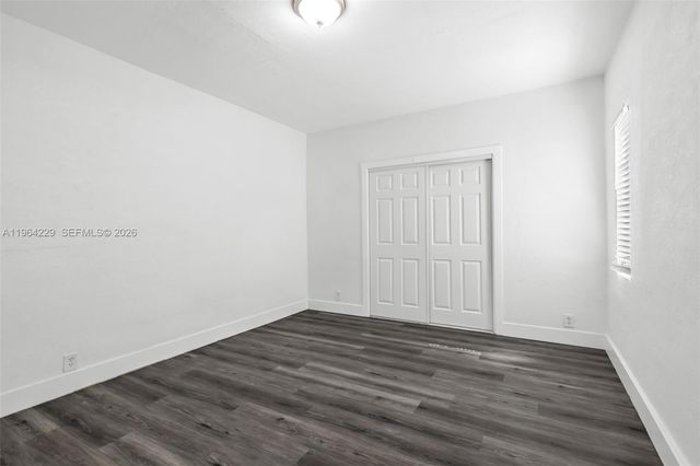 1176 NW 48th St, Miami, FL 33127