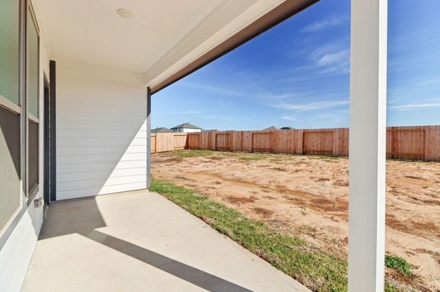 3045 Buckthorn Drive, Brookshire, TX 77423