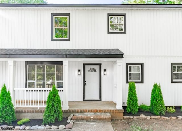 1379 Blair Ct, Bridgewater Twp., NJ 08807