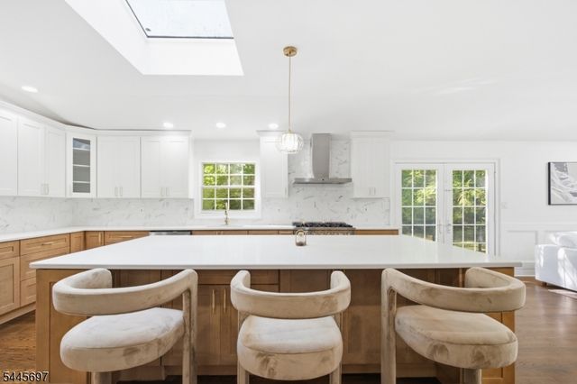 1379 Blair Ct, Bridgewater Twp., NJ 08807