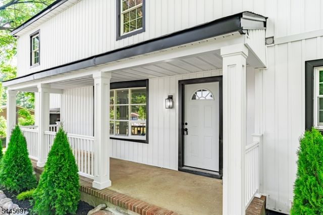 1379 Blair Ct, Bridgewater Twp., NJ 08807