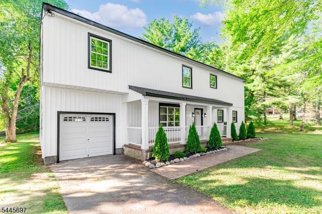 1379 Blair Ct, Bridgewater Twp., NJ 08807