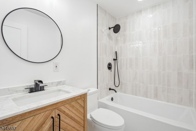 1379 Blair Ct, Bridgewater Twp., NJ 08807
