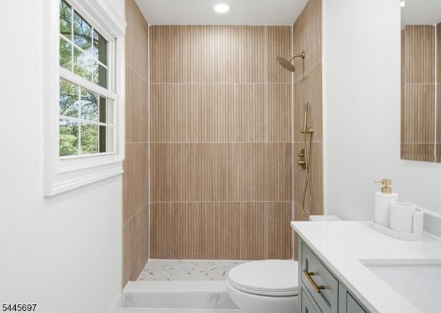 1379 Blair Ct, Bridgewater Twp., NJ 08807